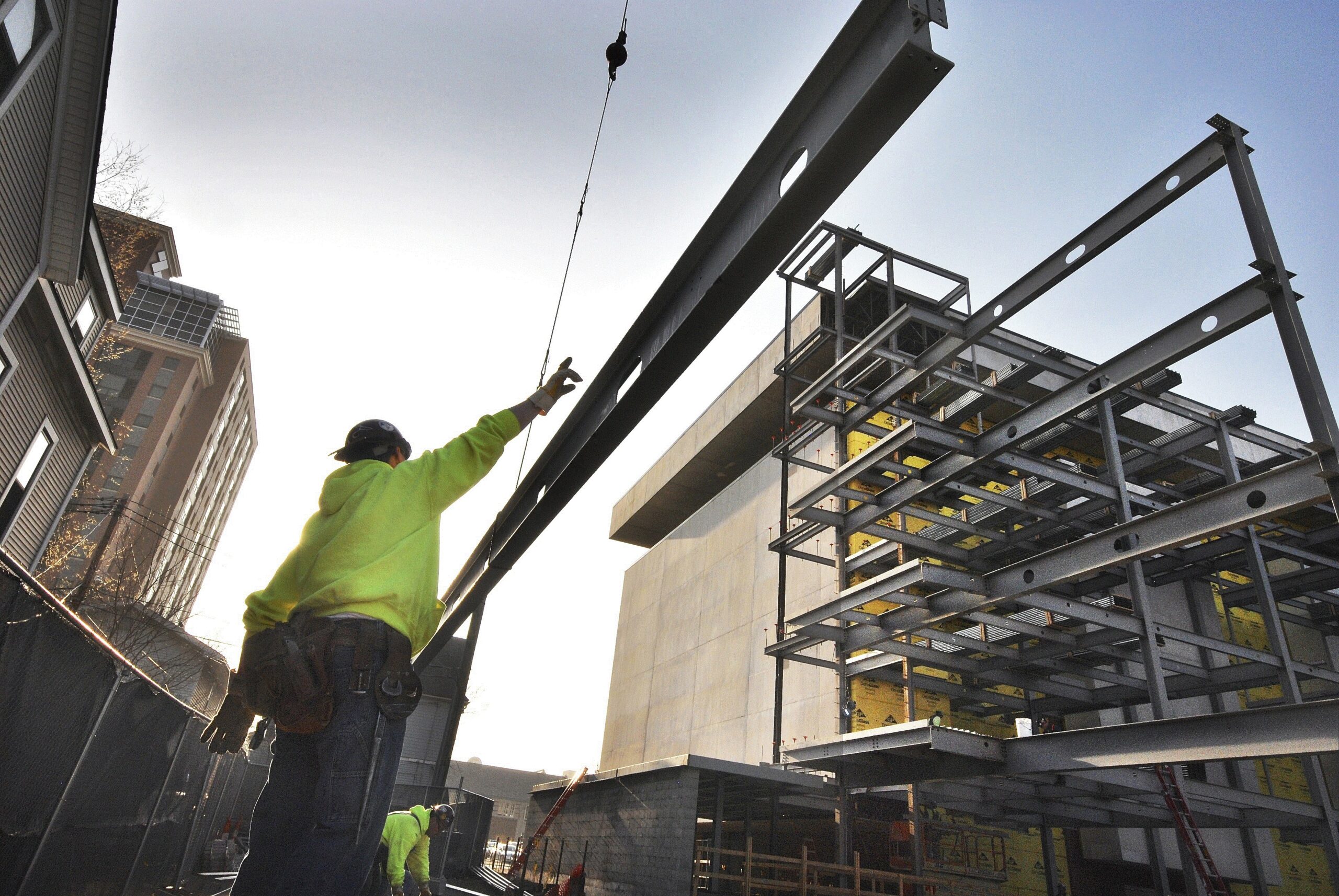 Hire Expert Industrial Construction Contractor in Calgary