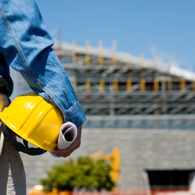 What Qualities Should Businesses Look for When Hiring a Commercial Construction Contractor in Calgary?