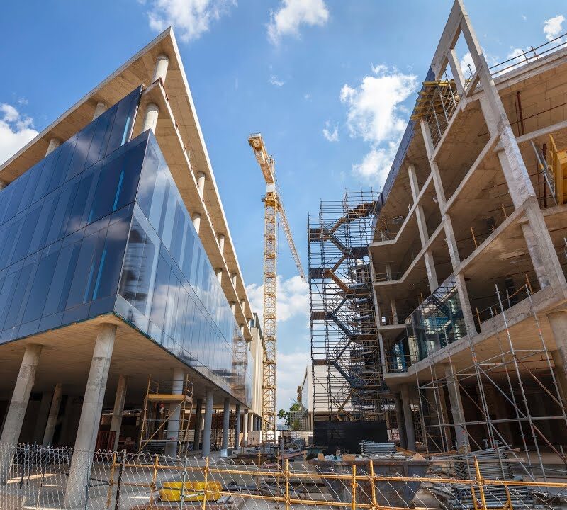 Hospital construction in Calgary