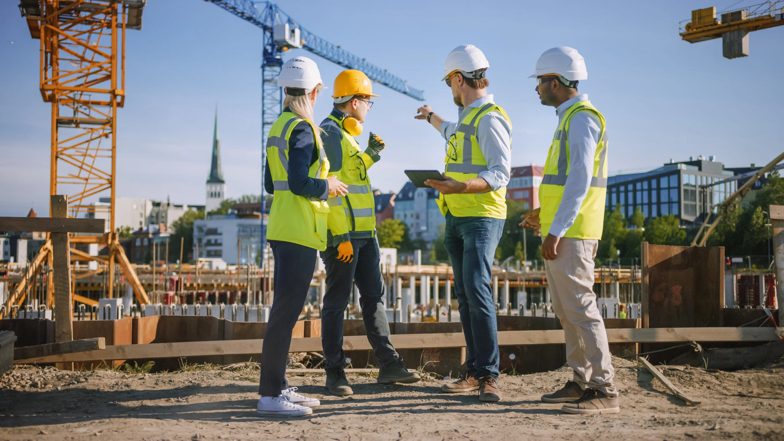 5 Ways a Commercial Construction Contractor Handles Delays